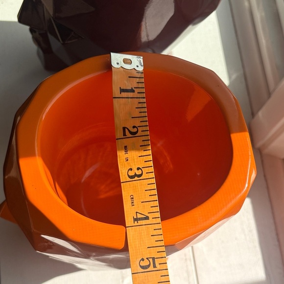 Vondom Geometric Orange Face Planter - Picture 7 of 8